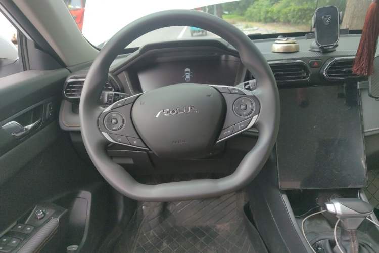 Used Dongfeng Aeolus Yixuan 2025 1.5L Automatic Luxury Version Steering Wheel