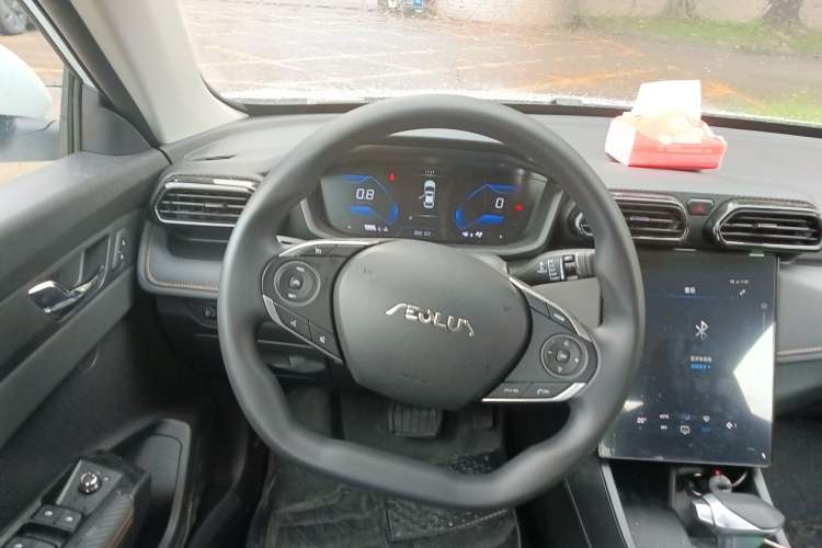 Used Dongfeng Aeolus Yixuan 2025 1.5L Automatic Luxury Version Steering Wheel