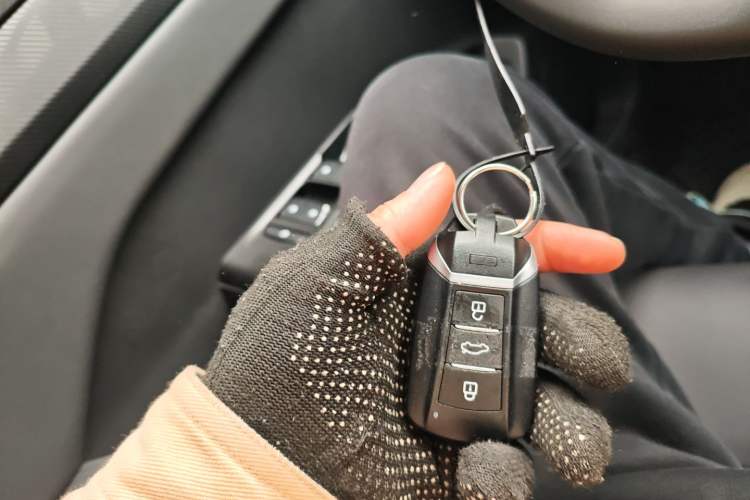 Used Dongfeng Aeolus Yixuan 2025 1.5L Automatic Luxury Version Vehicle Key