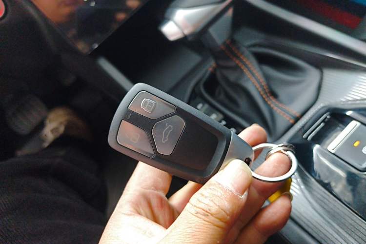 Used Dongfeng Aeolus Yixuan 2025 1.5L Automatic Luxury Version Vehicle Key