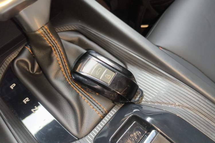 Used Dongfeng Aeolus Yixuan 2025 1.5L Automatic Luxury Version Vehicle Key