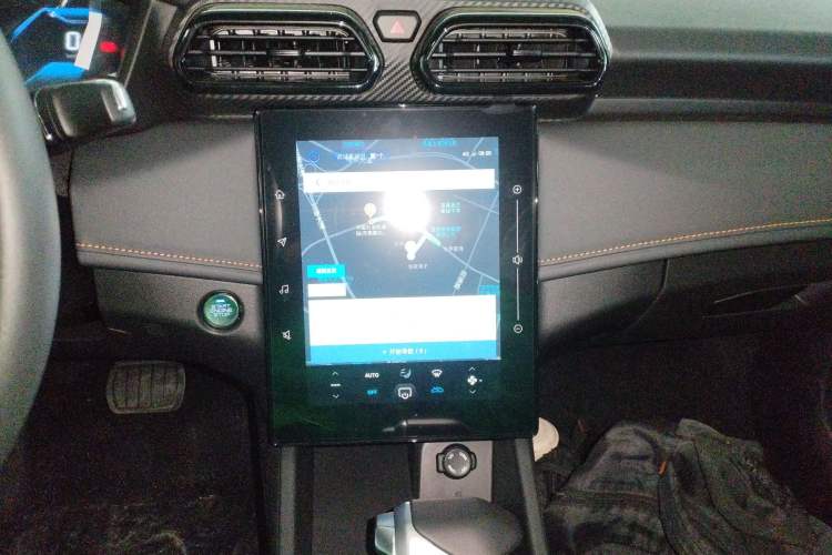 Used Dongfeng Aeolus Yixuan 2026 1.5L Automatic Luxury Edition Audio And AC Panel