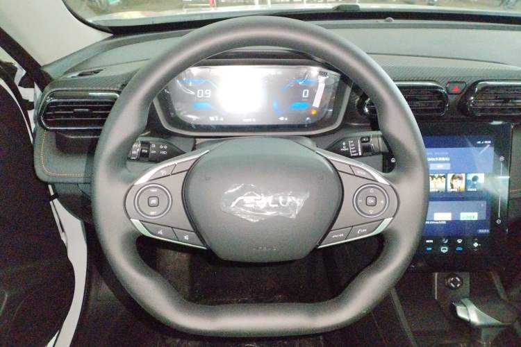 Used Dongfeng Aeolus Yixuan 2026 1.5L Automatic Luxury Edition Steering Wheel