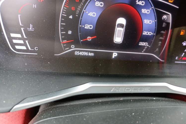 Used Dongfeng Aeolus Yixuan GS 2021 230T Automatic Star-Chasing Edition Odometer Close Up