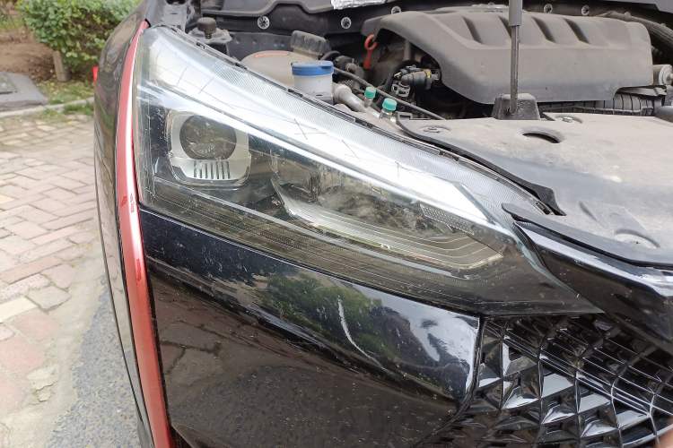 Used Dongfeng Aeolus Yixuan GS 2021 230T Automatic Star-Chasing Edition Right Front Headlight