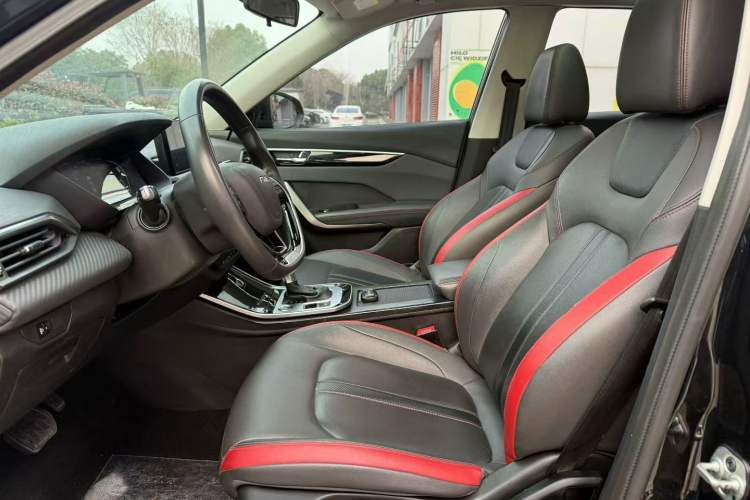 Used Dongfeng Aeolus Yixuan GS 2020 230T Automatic Black Samurai Edition Interior 3