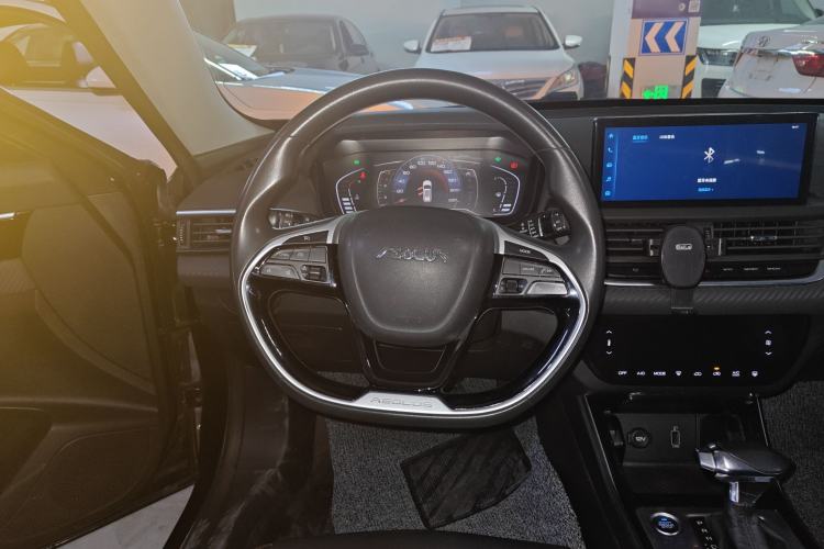 Used Dongfeng Aeolus Yixuan GS 2020 230T Automatic Black Samurai Edition Steering Wheel