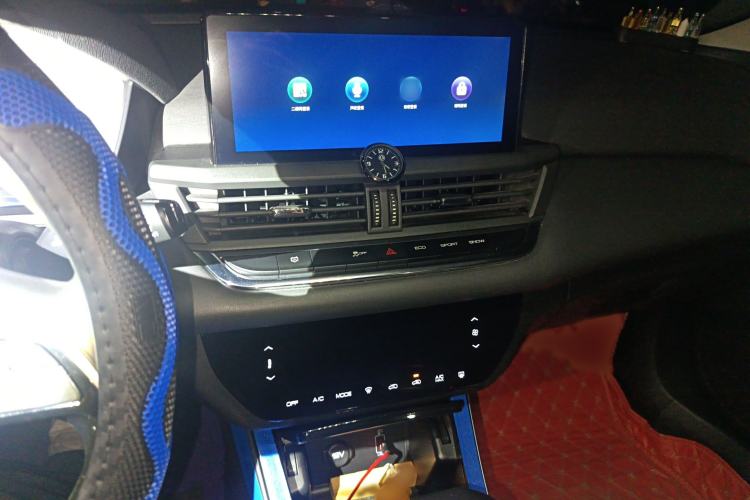 Used Dongfeng Aeolus Yixuan GS 2020 230T Automatic Yueyu Version Audio And AC Panel
