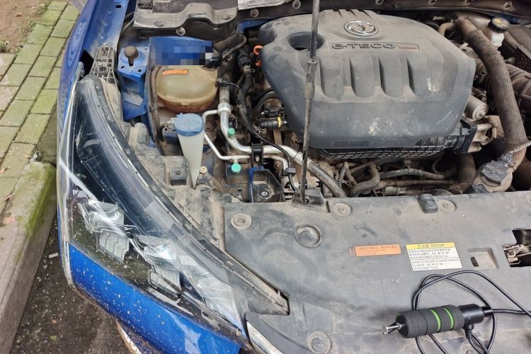 Used Dongfeng Aeolus Yixuan GS 2020 230T Automatic Haohan Edition Engine Bay Right