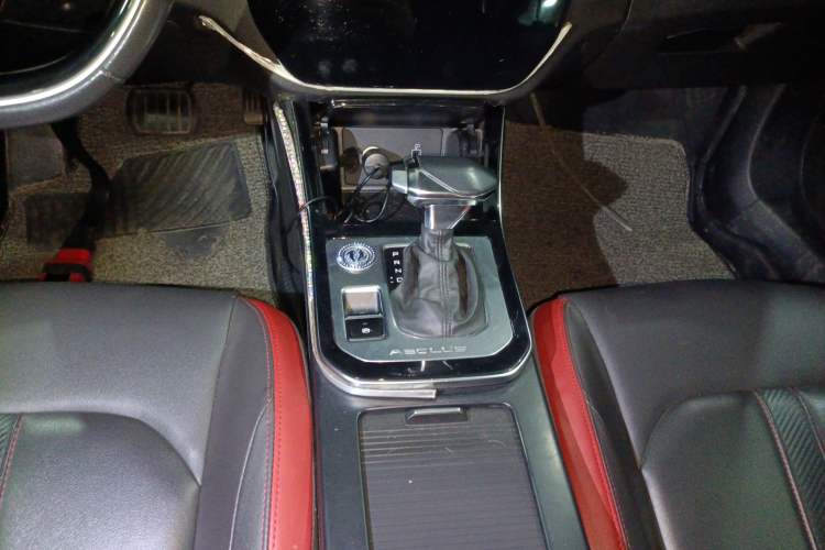 Used Dongfeng Aeolus Yixuan GS 2020 230T Automatic Cool Edition Gear Lever