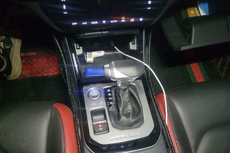 Used Dongfeng Aeolus Yixuan GS 2020 230T Automatic Cool Edition Gear Lever