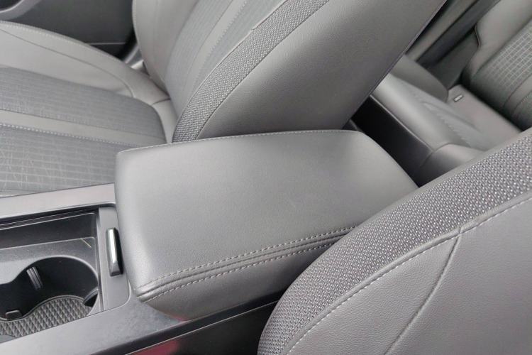 Used Dongfeng Aeolus Yixuan GS 2020 230T Automatic Yueyu Version Interior 3