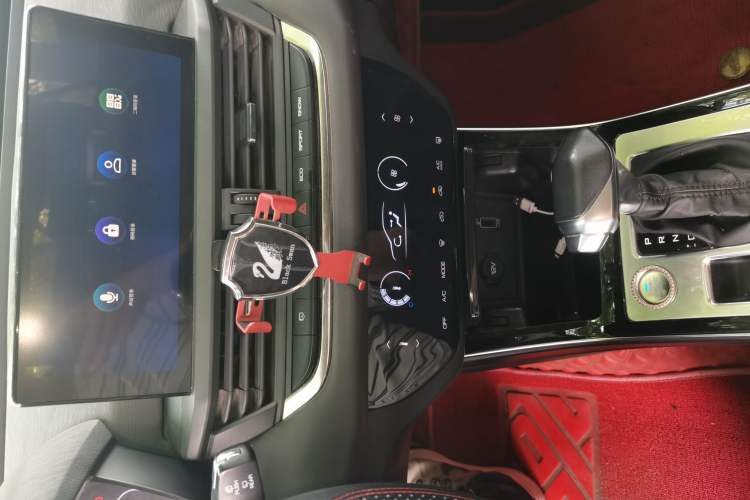 Used Dongfeng Aeolus Yixuan GS 2020 230T Automatic Yueyu Version Audio And AC Panel