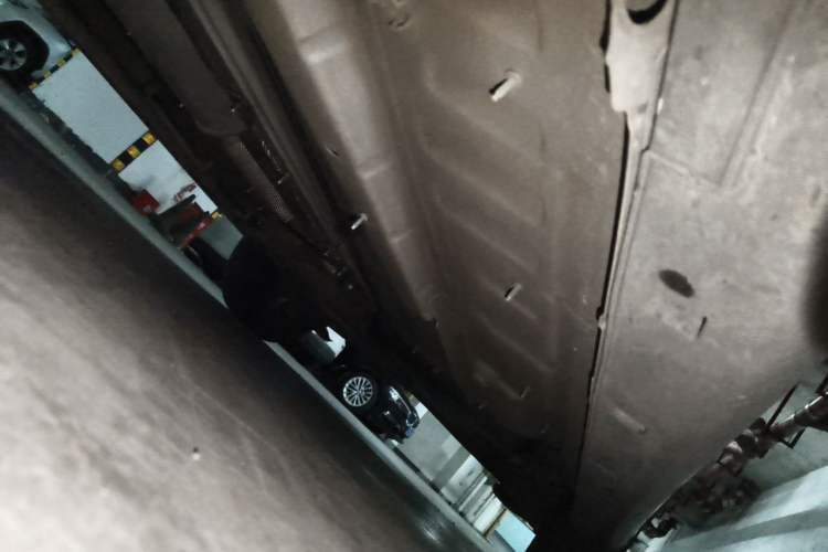 Used Dongfeng Aeolus Yixuan GS 2020 230T Automatic Cool Edition Chassis Front Left