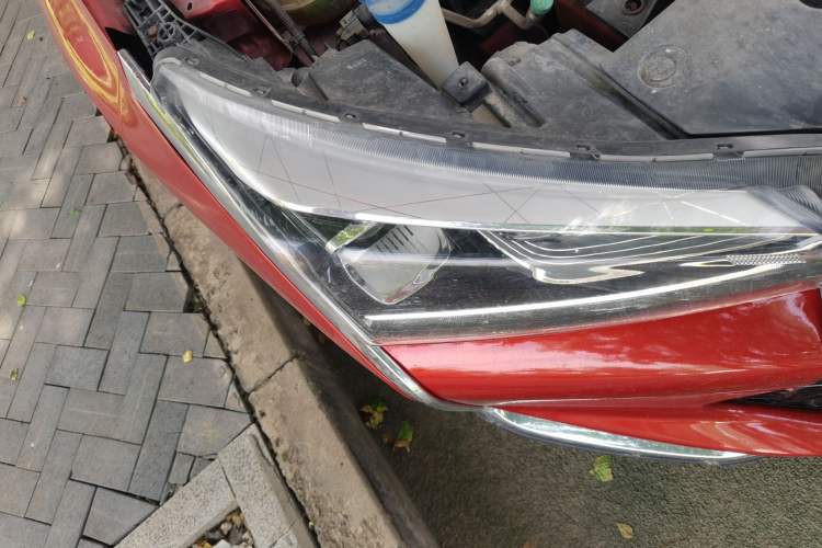 Used Dongfeng Aeolus Yixuan GS 2020 230T Automatic Yueyu Version Right Front Headlight