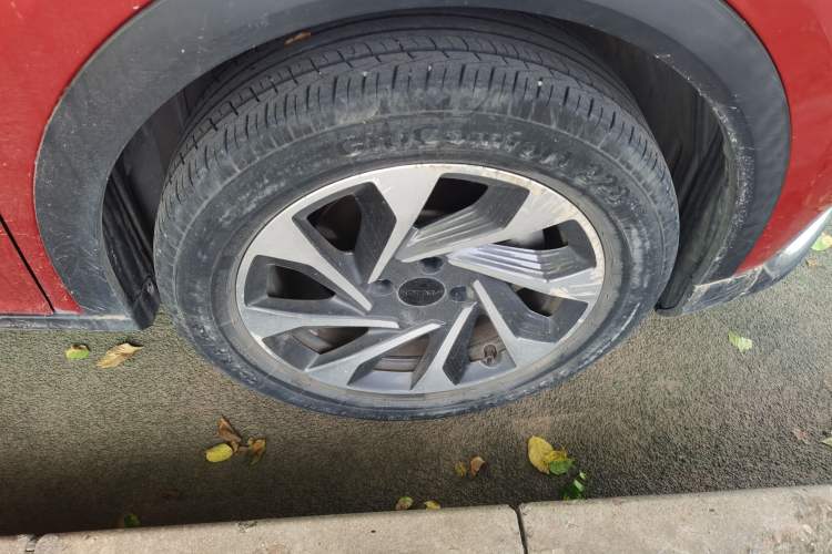 Used Dongfeng Aeolus Yixuan GS 2020 230T Automatic Yueyu Version Right Front Wheel Hub