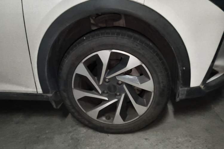 Used Dongfeng Aeolus Yixuan GS 2020 230T Automatic Cool Edition Right Front Wheel Hub