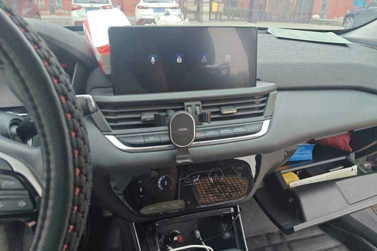 Used Dongfeng Aeolus Yixuan GS 2020 230T Automatic Yueyu Version Audio And AC Panel