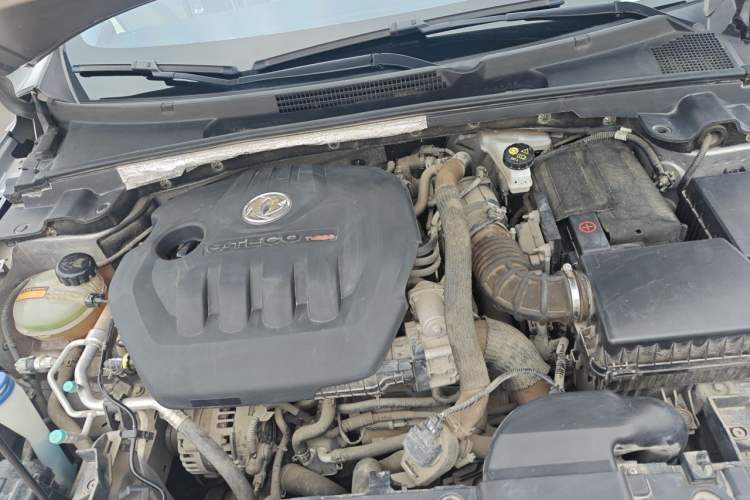 Used Dongfeng Aeolus Yixuan GS 2020 230T Automatic Yueyu Version Engine Bay