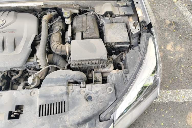 Used Dongfeng Aeolus Yixuan GS 2020 230T Automatic Yueyu Version Engine Bay Left