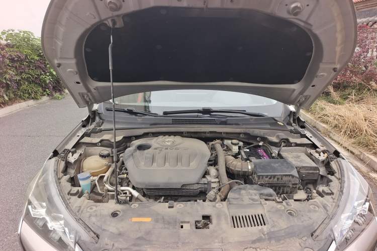Used Dongfeng Aeolus Yixuan GS 2020 230T Automatic Yueyu Version Engine Bay