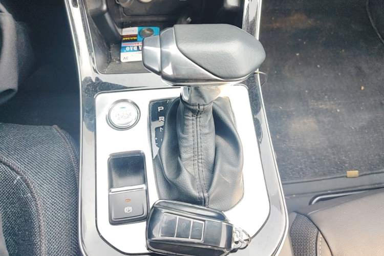 Used Dongfeng Aeolus Yixuan GS 2020 230T Automatic Yueyu Version Gear Lever
