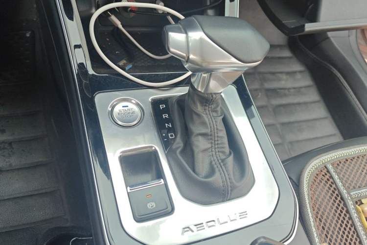 Used Dongfeng Aeolus Yixuan GS 2020 230T Automatic Yueyu Version Gear Lever