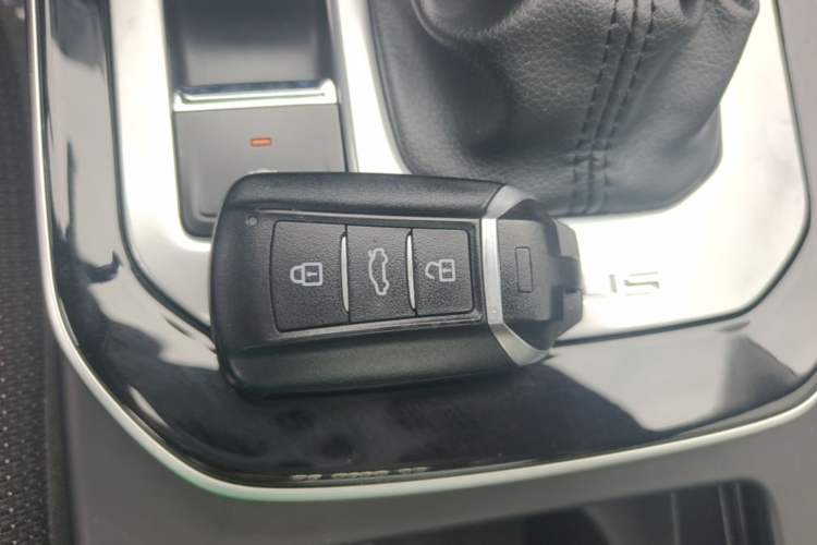 Used Dongfeng Aeolus Yixuan GS 2020 230T Automatic Yueyu Version Interior 1