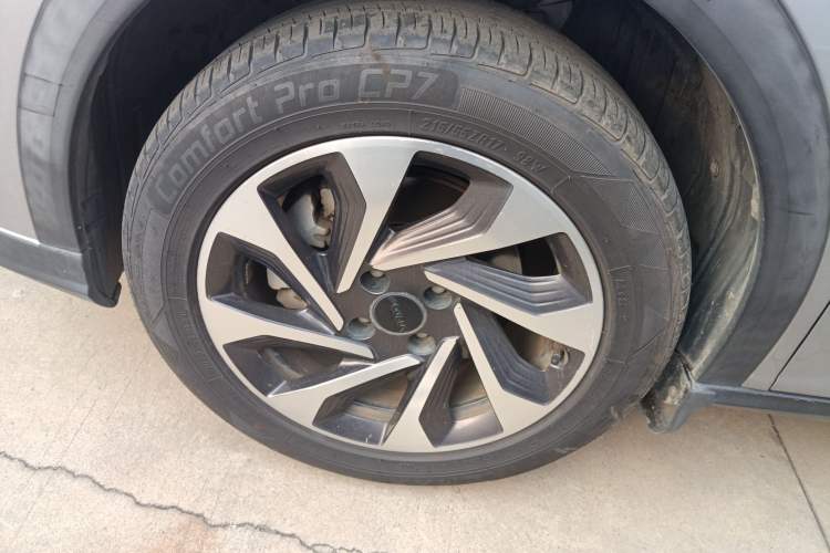 Used Dongfeng Aeolus Yixuan GS 2020 230T Automatic Cool Edition Left Front Wheel Hub