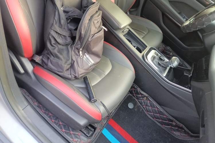 Used Dongfeng Aeolus Yixuan GS 2020 230T Automatic Cool Edition Right Front Seat