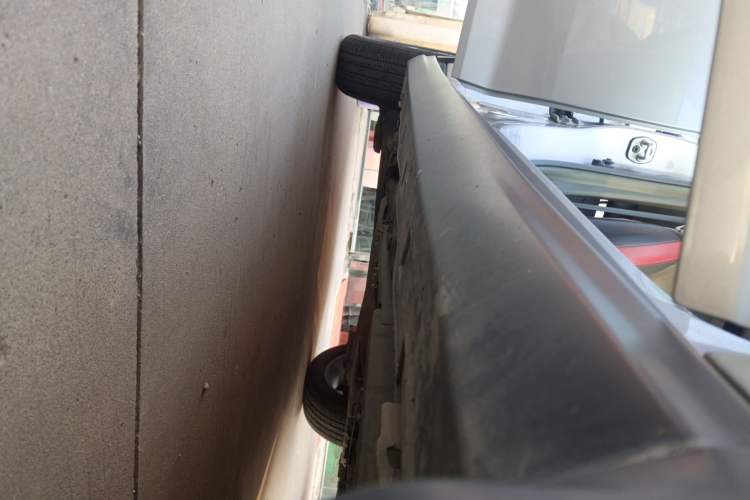 Used Dongfeng Aeolus Yixuan GS 2020 230T Automatic Cool Edition Right Side Sill