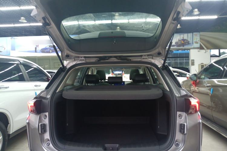 Used Dongfeng Aeolus Yixuan GS 2020 230T Automatic Yueyu Version Trunk