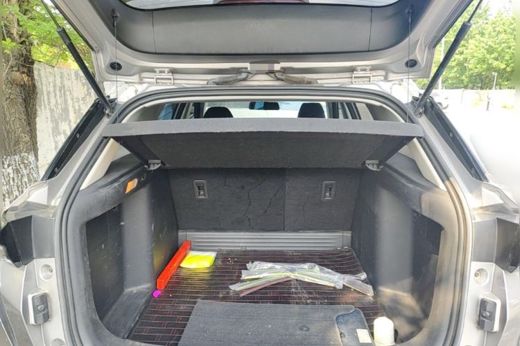 Used Dongfeng Aeolus Yixuan GS 2020 230T Automatic Yueyu Version Trunk