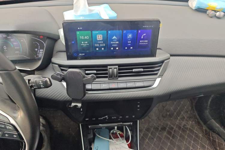Used Dongfeng Aeolus Yixuan GS 2020 230T Automatic Cool Edition Audio And AC Panel