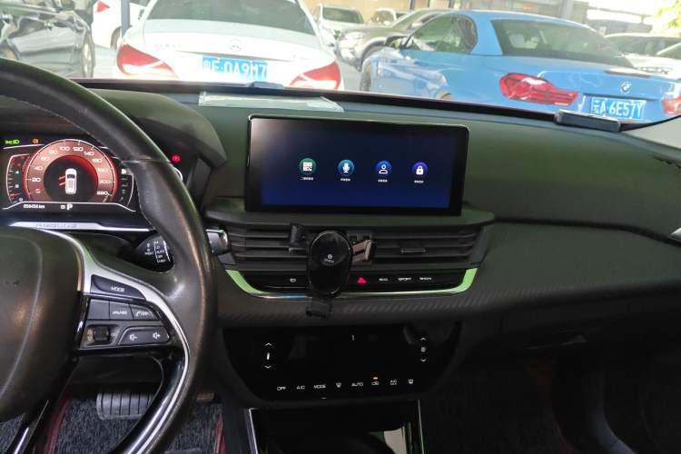 Used Dongfeng Aeolus Yixuan GS 2020 230T Automatic Cool Edition Audio And AC Panel
