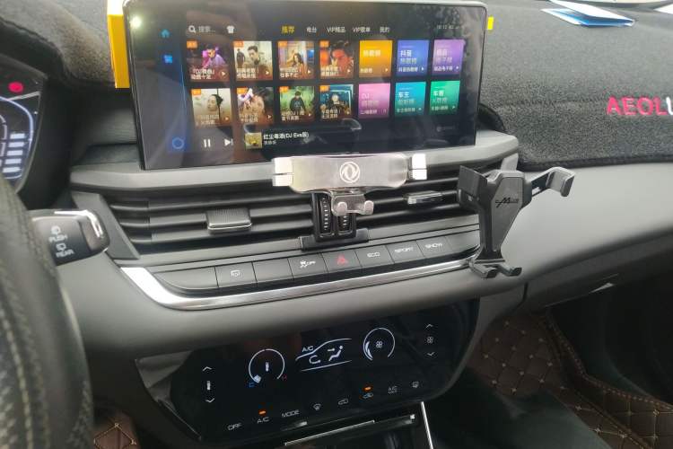 Used Dongfeng Aeolus Yixuan GS 2020 230T Automatic Yueyu Version Audio And AC Panel