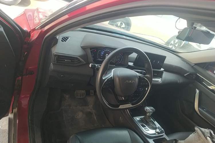 Used Dongfeng Aeolus Yixuan GS 2020 230T Automatic Yueyu Version Center Console
