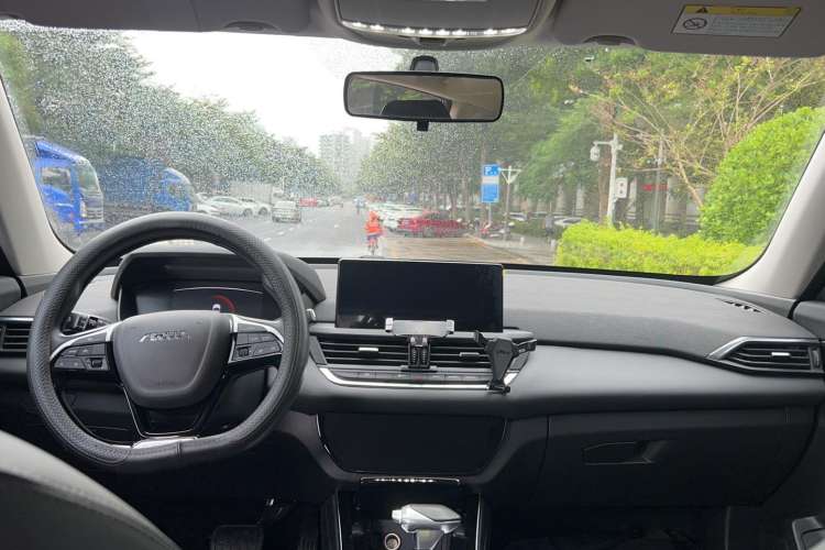 Used Dongfeng Aeolus Yixuan GS 2020 230T Automatic Yueyu Version Center Console