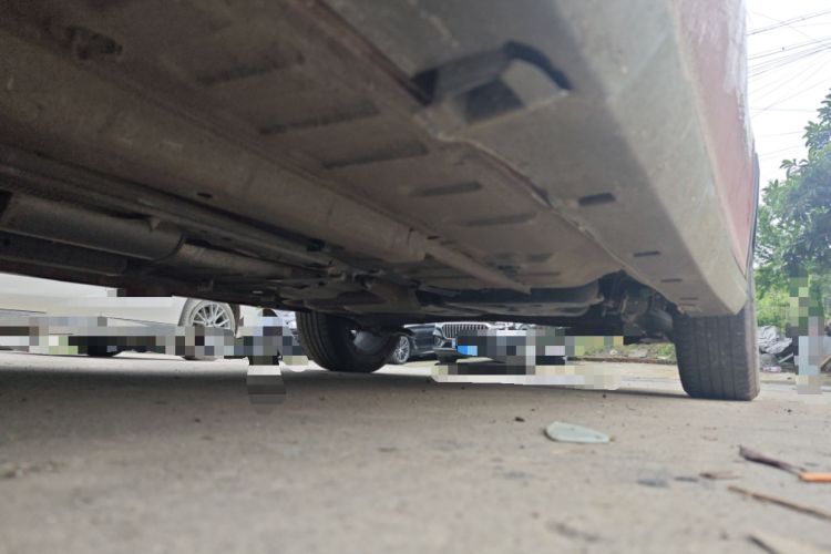 Used Dongfeng Aeolus Yixuan GS 2020 230T Automatic Cool Edition Chassis Front Left