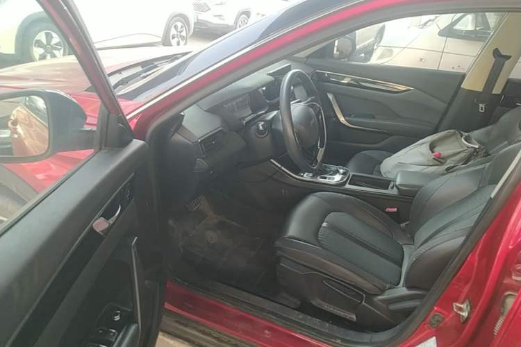 Used Dongfeng Aeolus Yixuan GS 2020 230T Automatic Yueyu Version Driver Seat