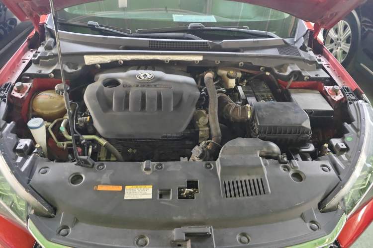 Used Dongfeng Aeolus Yixuan GS 2020 230T Automatic Cool Edition Engine Bay