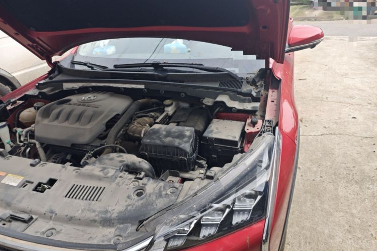 Used Dongfeng Aeolus Yixuan GS 2020 230T Automatic Cool Edition Engine Bay Left