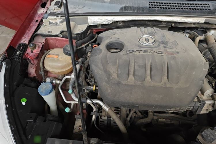 Used Dongfeng Aeolus Yixuan GS 2020 230T Automatic Yueyu Version Engine Bay Right