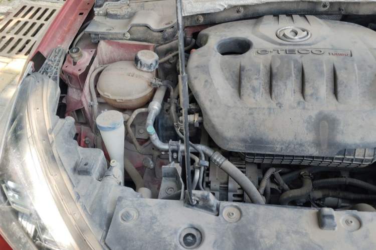 Used Dongfeng Aeolus Yixuan GS 2020 230T Automatic Cool Edition Engine Bay Right