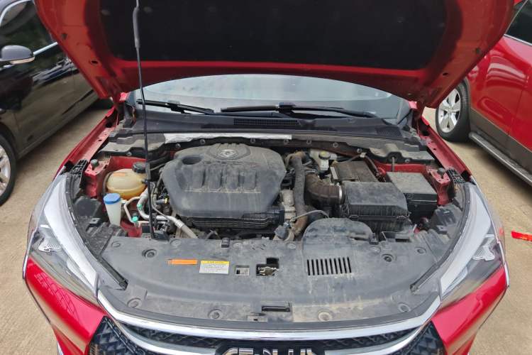 Used Dongfeng Aeolus Yixuan GS 2020 230T Automatic Yueyu Version Engine Bay