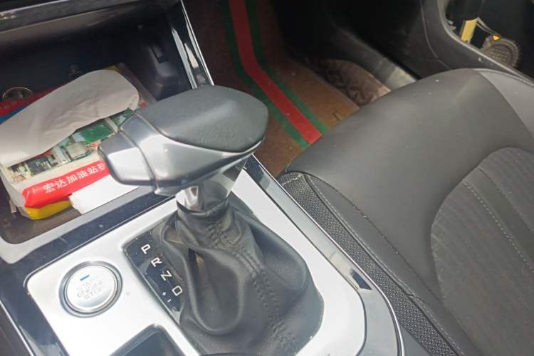 Used Dongfeng Aeolus Yixuan GS 2020 230T Automatic Yueyu Version Gear Lever