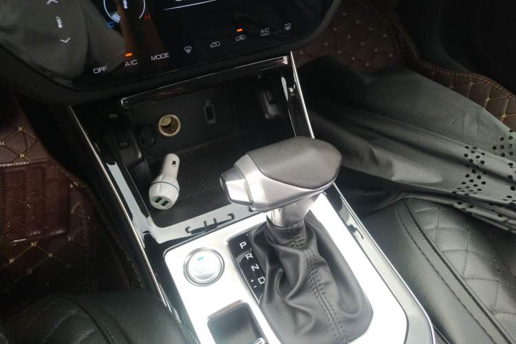 Used Dongfeng Aeolus Yixuan GS 2020 230T Automatic Yueyu Version Gear Lever
