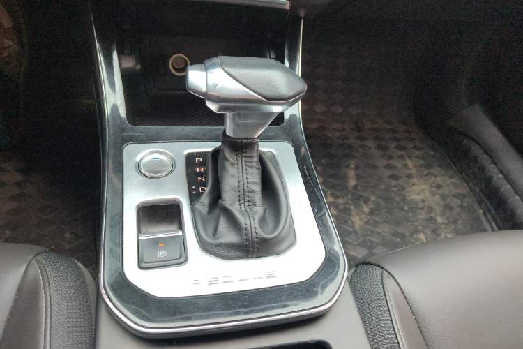 Used Dongfeng Aeolus Yixuan GS 2020 230T Automatic Yueyu Version Gear Lever