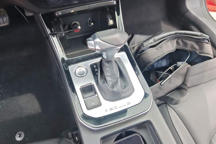 Used Dongfeng Aeolus Yixuan GS 2020 230T Automatic Yueyu Version Gear Lever