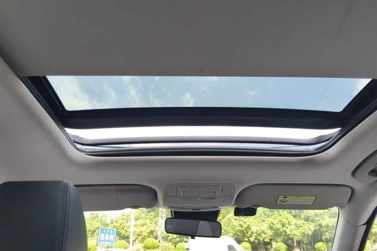 Used Dongfeng Aeolus Yixuan GS 2020 230T Automatic Cool Edition Headliner